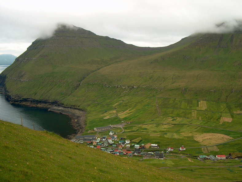 Faroe_Island_aug03_03.jpg